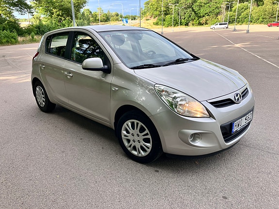 Hyundai i20 3 of 5