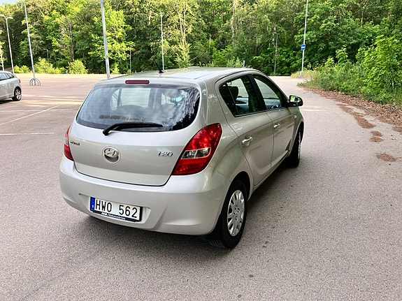 Hyundai i20 4 of 5