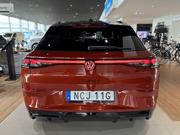 Volkswagen T-Roc 15 of 19