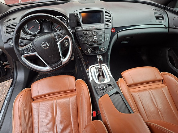 Opel Insignia 4 of 5