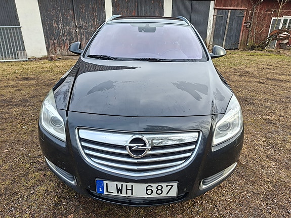 Opel Insignia 3 of 5