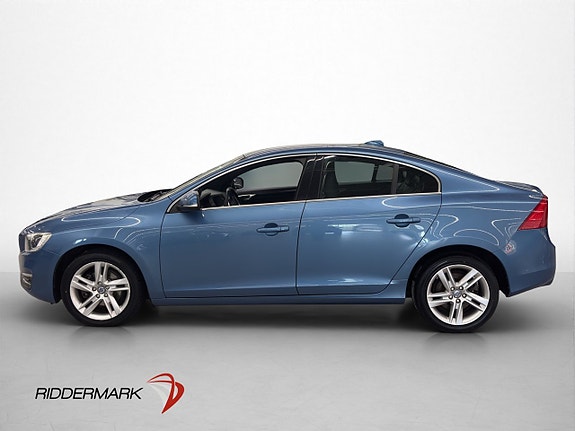 Volvo S60 4 of 5