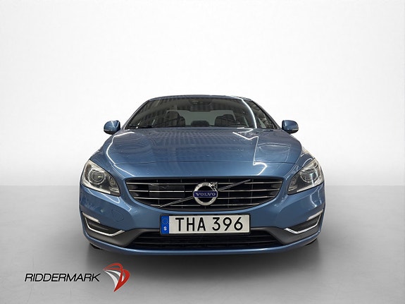 Volvo S60 2 of 5