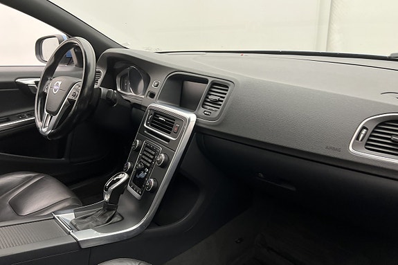 Volvo S60 11 of 30