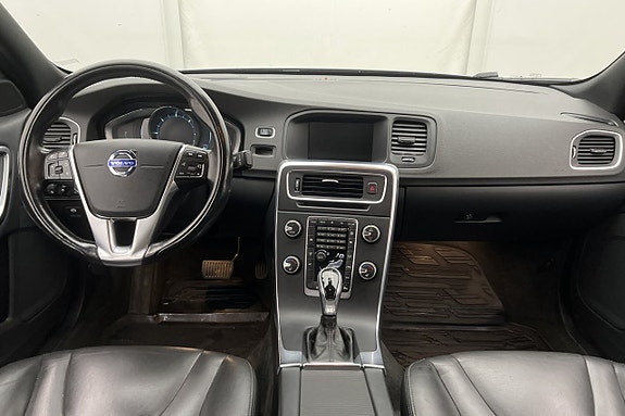 Volvo S60 15 of 30