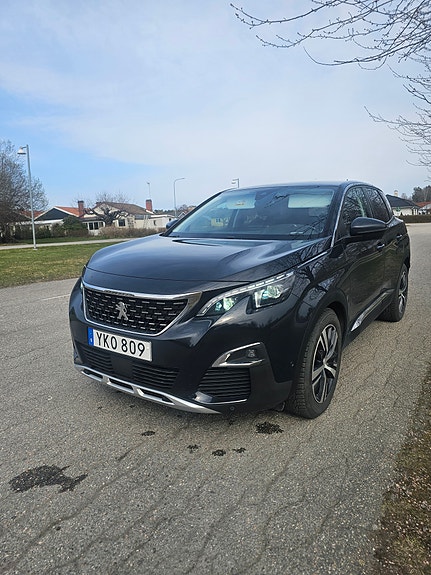 Peugeot 3008 3 of 5