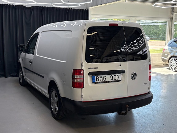 Volkswagen Caddy Maxi 3 of 5