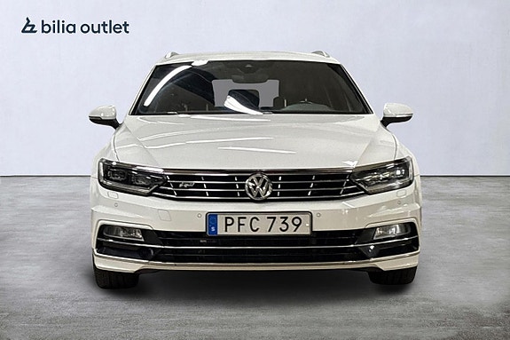 Volkswagen Passat 3 of 5