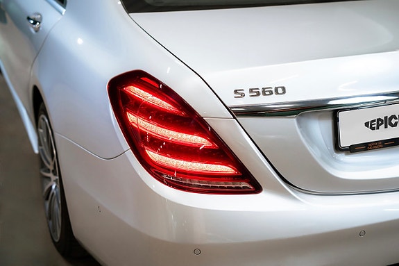 Mercedes-Benz S560 9 of 28
