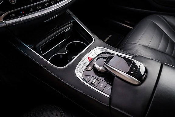 Mercedes-Benz S560 15 of 28