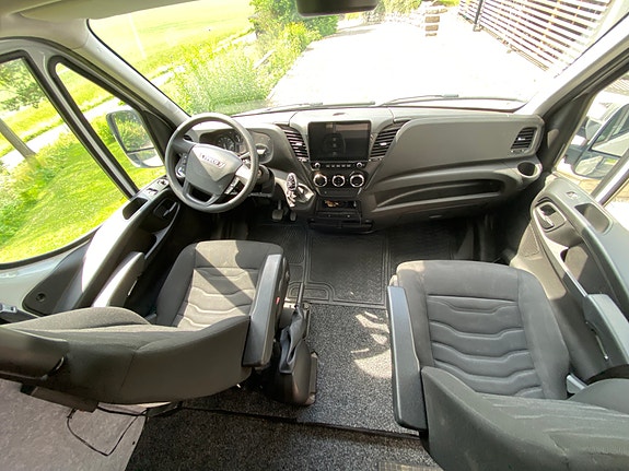 Iveco 35s17 5 of 5