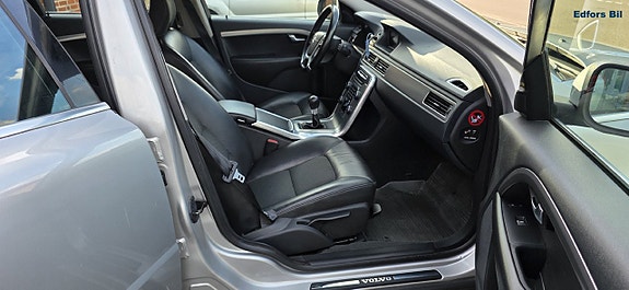 Volvo V70 7 of 18