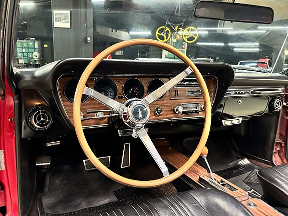 Pontiac GTO 18 of 27