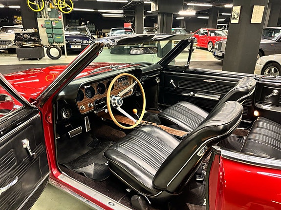 Pontiac GTO 12 of 27
