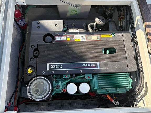Minor / Sargo 25 Offshore -2012 Volvo Penta D4-260 22 of 23