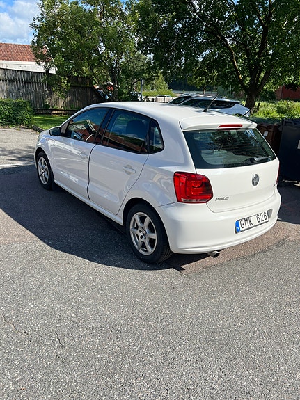 Volkswagen Polo 3 of 5
