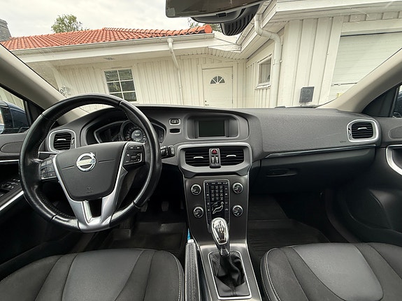 Volvo V40 5 of 5