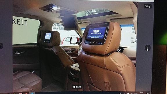 Cadillac Escalade 5 of 5