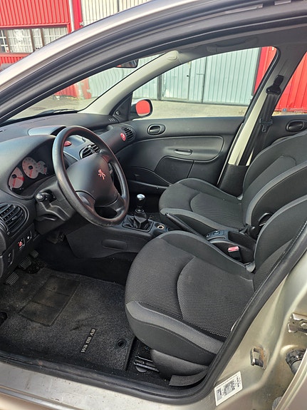 Peugeot 206 4 of 5