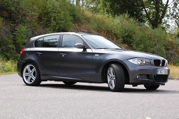 BMW 120i 5 of 5