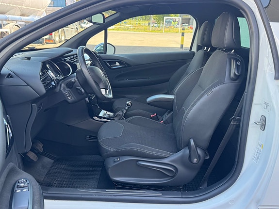 Citroen DS3 9 of 17