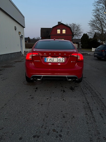 Volvo S60 5 of 5