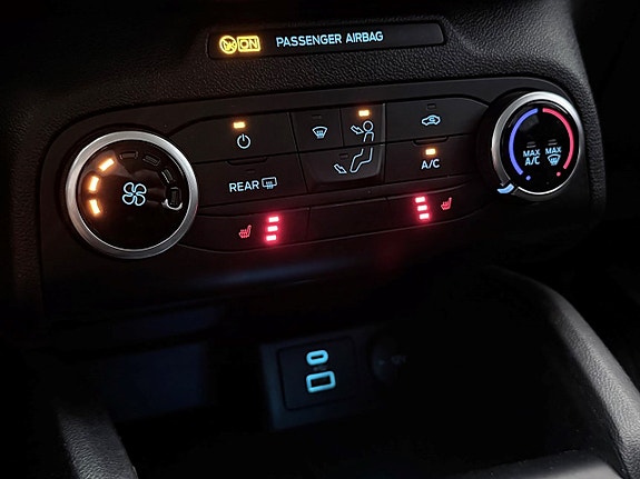 Ford Focus 22 of 27