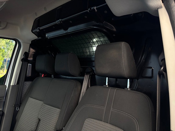 Ford Transit Connect 5 of 5