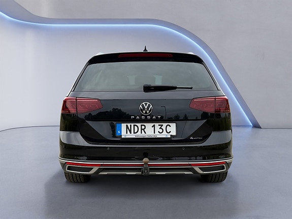Volkswagen Passat Alltrack 5 of 5
