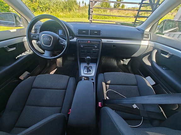 Audi A4 6 of 6