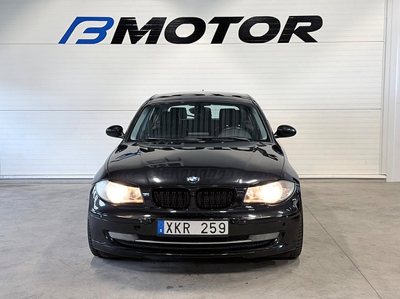 BMW 120d 3 of 5