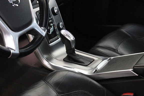 Volvo XC70 12 of 21
