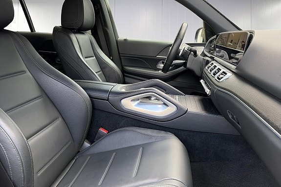 Mercedes-Benz GLE350 de 5 of 5