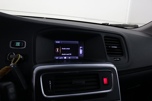 Volvo V60 17 of 19