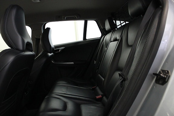 Volvo V60 12 of 19