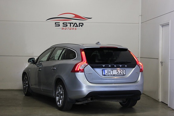 Volvo V60 7 of 19