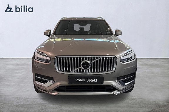 Volvo XC90 6 of 21