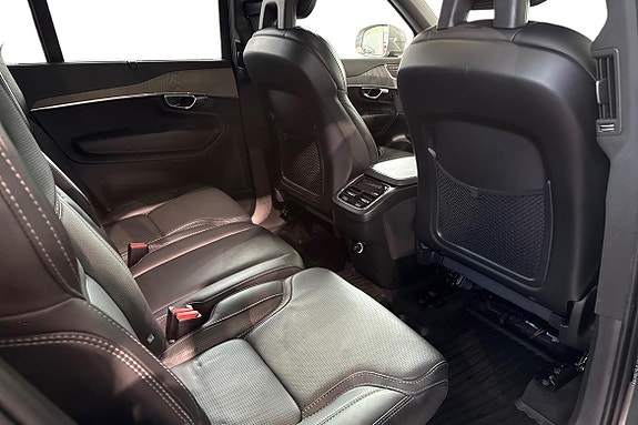 Volvo XC90 9 of 21