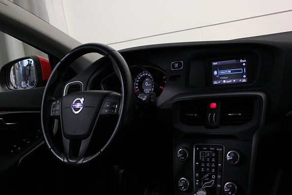 Volvo V40 18 of 18