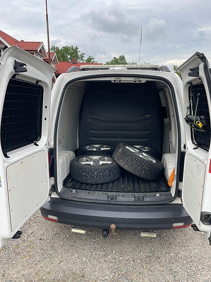 Volkswagen Caddy 7 of 8