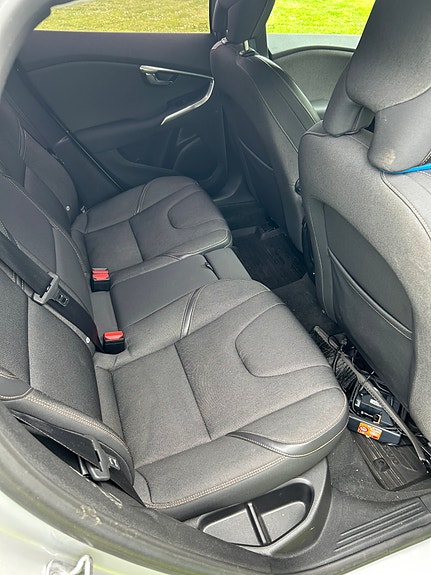 Volvo V40 Cross Country 5 of 5