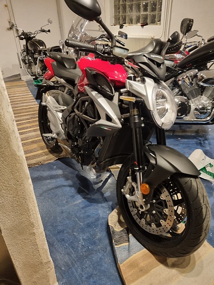 MV Agusta Brutale 800 CRC 4 of 4