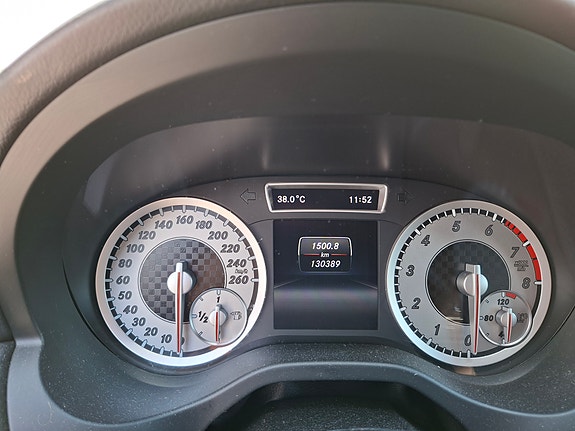 Mercedes-Benz A180 6 of 7