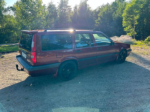 Volvo 850 3 of 5