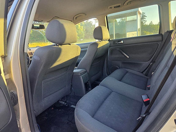 Volkswagen Passat 6 of 7