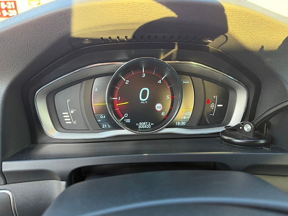 Volvo S60 7 of 16