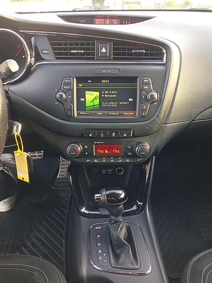 Kia Ceed 9 of 13
