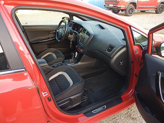Kia Ceed 12 of 13