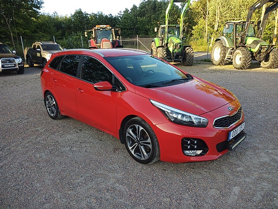 Kia Ceed 2 of 5
