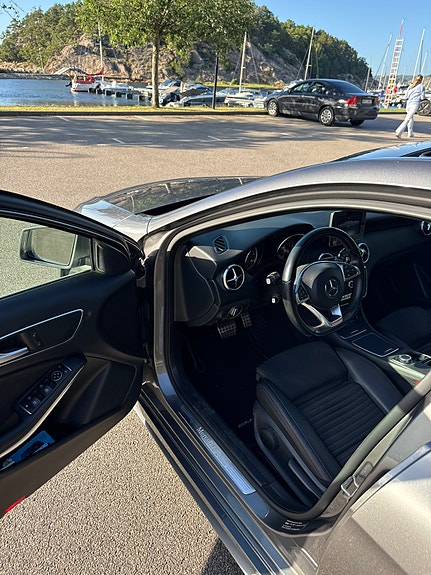 Mercedes-Benz A180 5 of 5